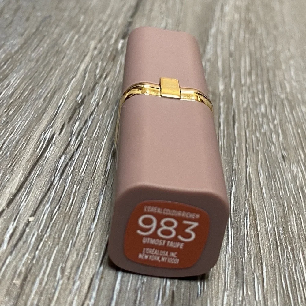 LOréal Colour Riche Lipstick 983 Utmost Taupe